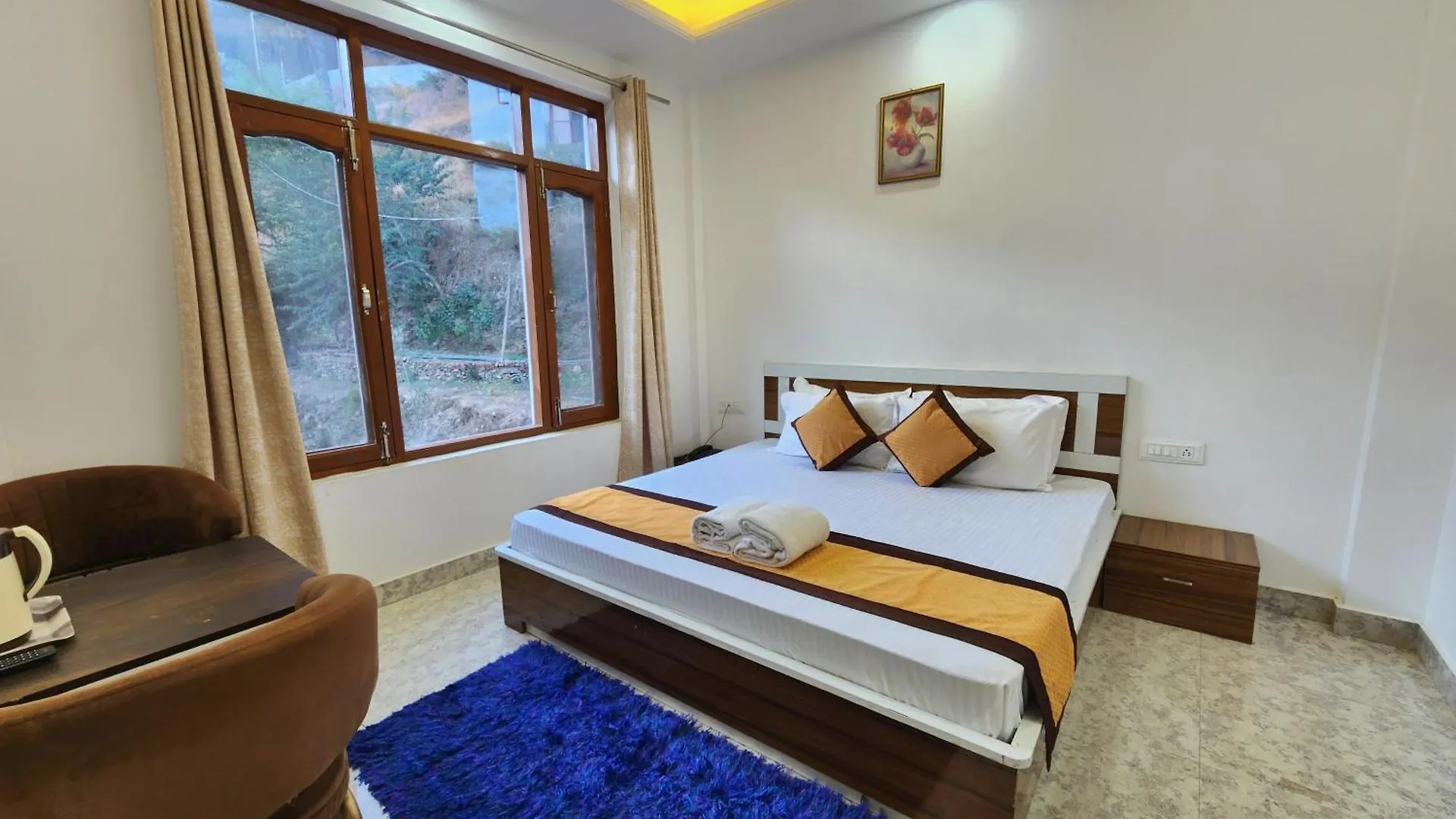 Solitude Rooms Parking And Forest View Σίμλα Bed and Breakfast